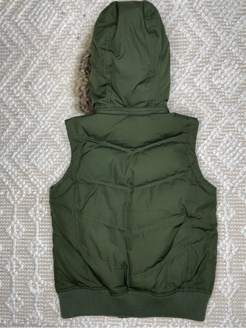 GAP Puffer Vest with Faux Fur Hood- Women’s Size XS - Picture 3 of 5